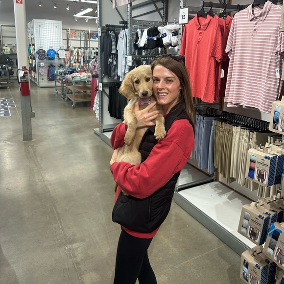 Meet your Posher, Hillary - Picture 9 of 10